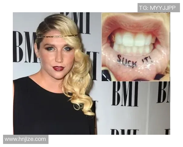 足球球星锁骨纹身图案彰显个性魅力引领时尚风潮